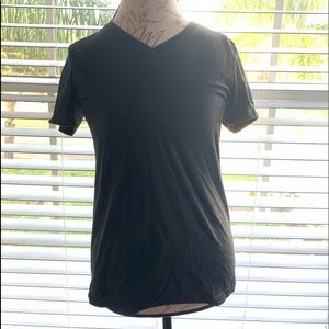 Small black v-neck tee